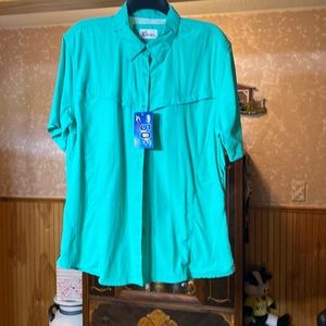 Women’s Fishing Shirt